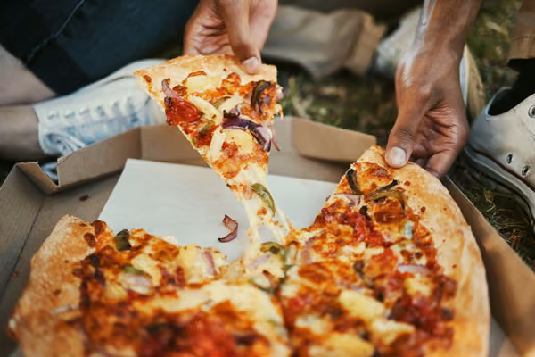 Sharing pizza